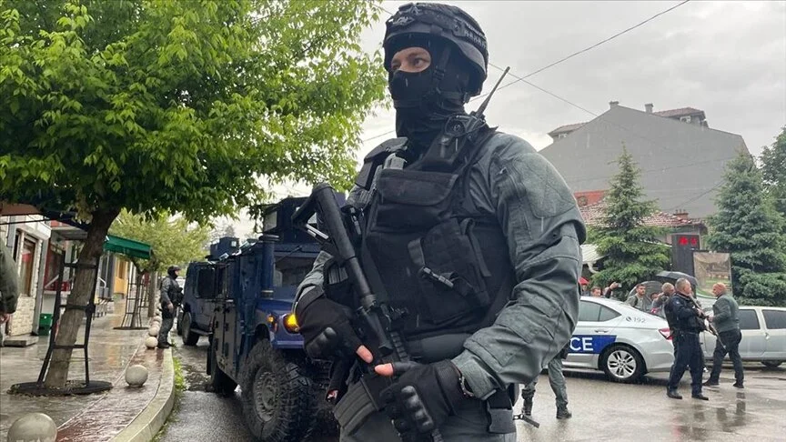 kosove,-njesitet-speciale-te-policise-kosovare-vazhdojne-te-qendrojne-ne-komunen-e-zvecanit