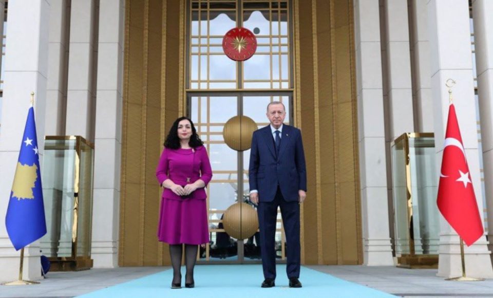 osmani-e-uron-erdoganin-per-fitoren:-te-forcohet-partneriteti-yne