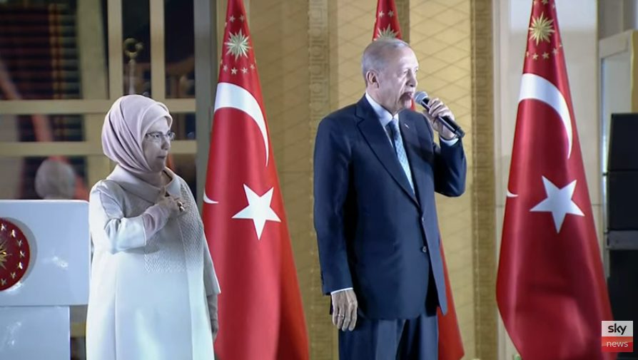erdogan-mberrin-ne-ankara,-shpalle-‘shekullin-turk’-–-video