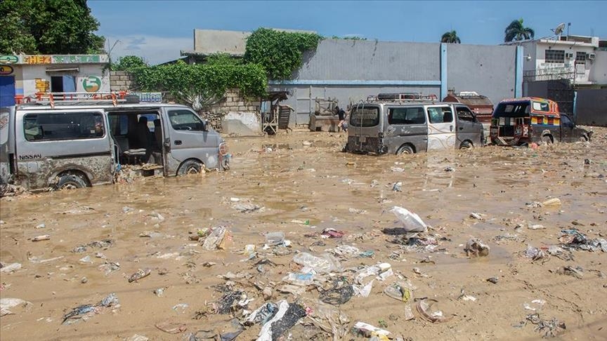 permbytje-ne-haiti,-humbin-jeten-15-persona-dhe-mijera-te-tjere-evakuohen