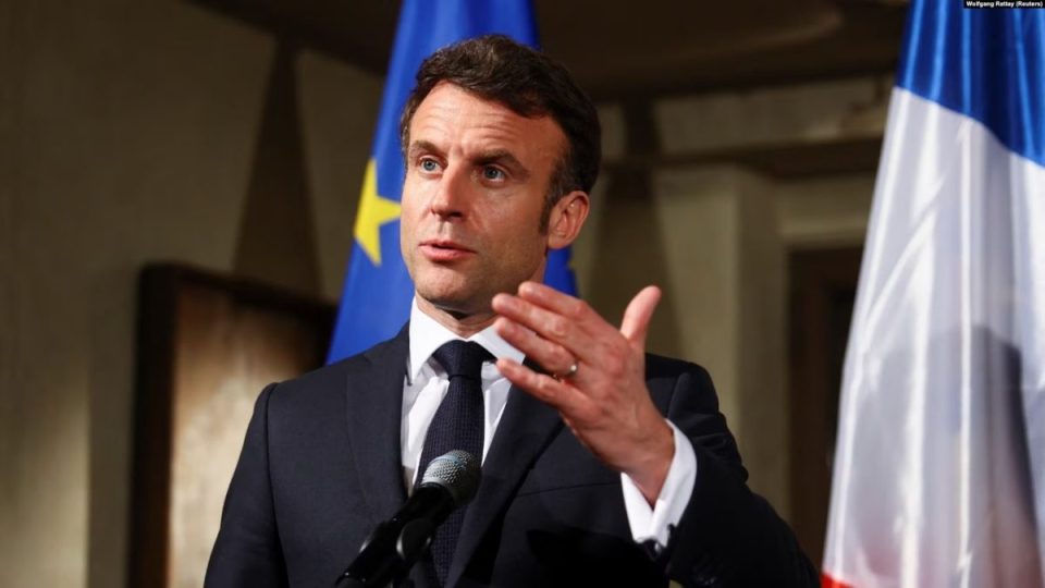 macron:-vrasja-e-adoleshentit-nga-policia,-e-pafalshme