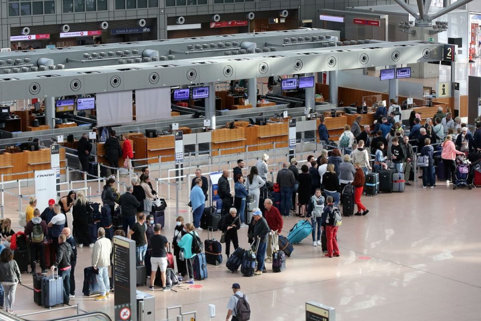 itali-–-aeroportet-nderpresin-fluturimet-per-shkak-te-grevave