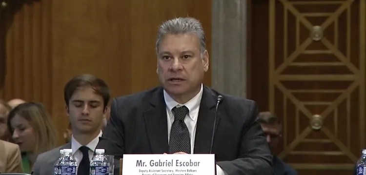 escobar:-asociacioni-me-mbeshtetjen-amerikane-siguron-se-ai-nuk-e-shkele-kushtetuten