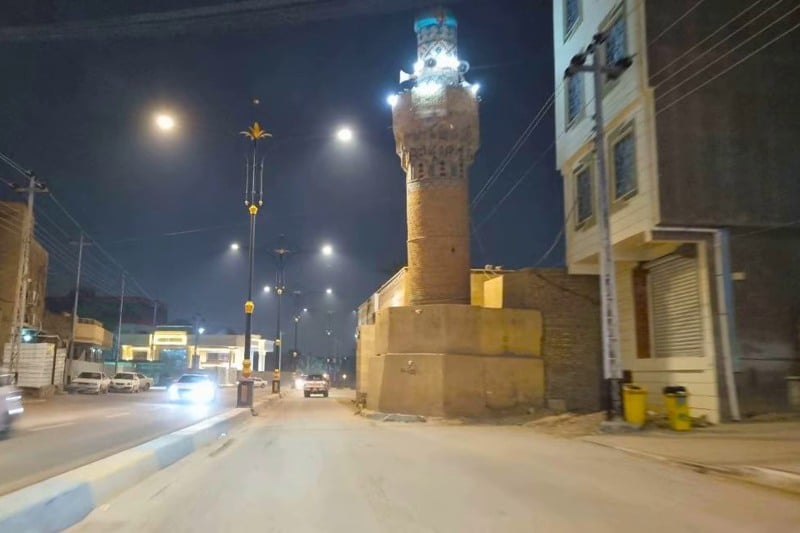 iraku-rrenon-minaren-historike-300-vjecare-per-arsye-te-cuditshme-–-video