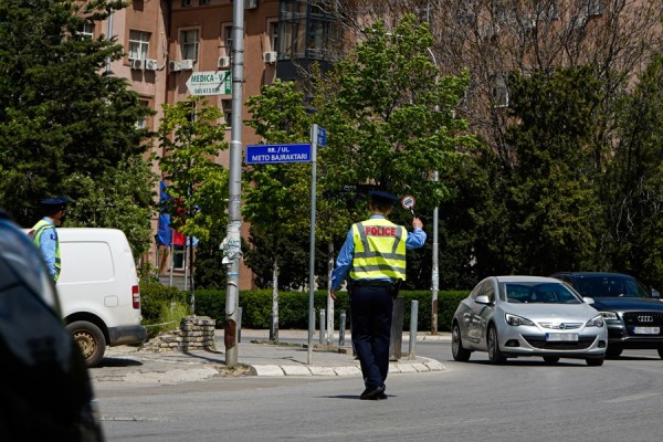 mbi-4-mije-shofereve-ne-kosove-u-ndalohet-drejtimi-i-automjeteve