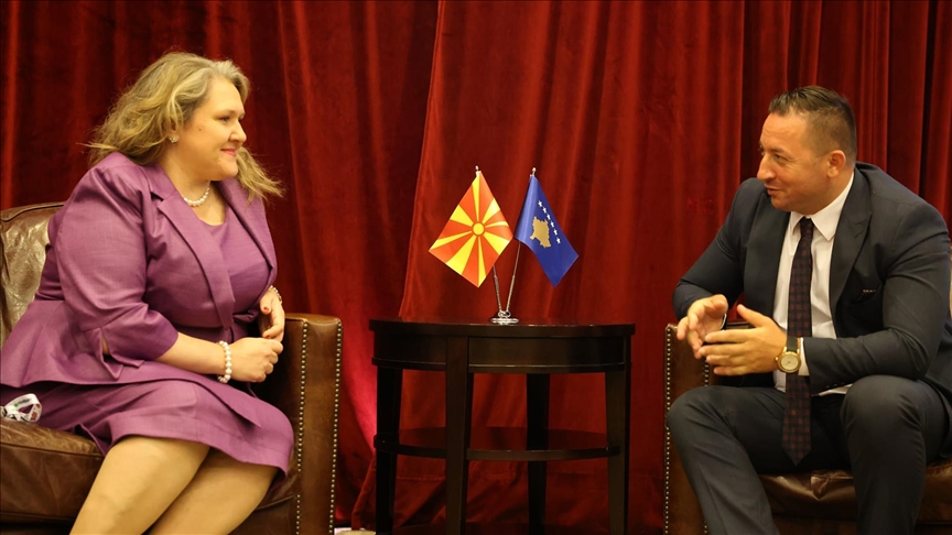 ministri-i-mbrojtjes-se-kosoves,-mehaj-takohet-me-homologen-maqedonase-petrovska