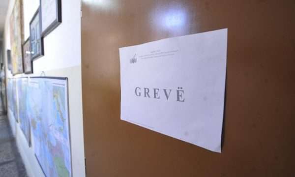 a-do-te-kete-serish-greva-ne-arsim?