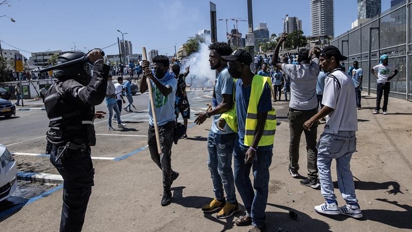 emigrantet-nga-eritrea-protestojne-ne-izrael,-policia-perdori-municion-te-vertete