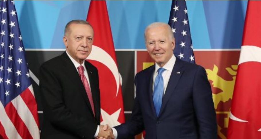 erdogan:-blerja-e-avioneve-amerikane-f-16-nuk-duhet-te-kushtezohet-me-anetaresimin-e-suedise-ne-nato
