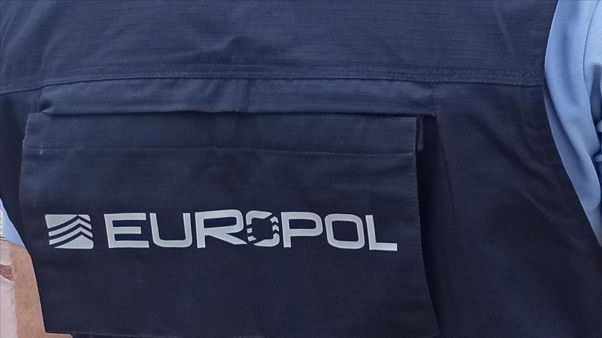 europol:-pothuajse-70-per-qind-e-grupeve-kriminale-ne-be-perdorin-pastrim-parash