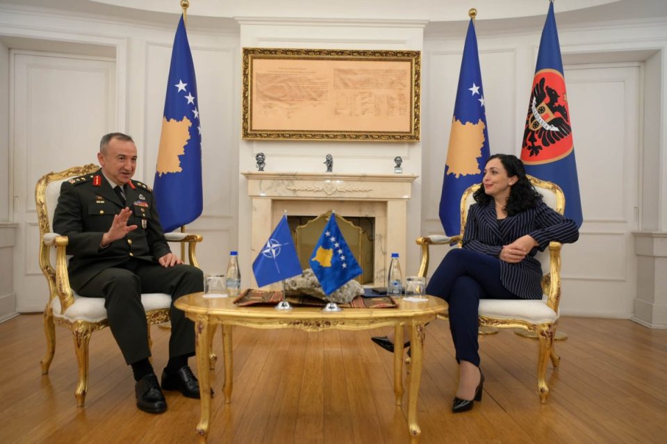 paqja-dhe-siguria-ne-kosove,-teme-diskutimi-mes-osmanit-dhe-komandantit-ne-ardhje-te-kfor-it,-gjeneralmajor-ozkan-ulutas