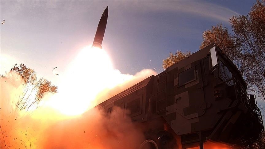 koreja-e-jugut-do-te-investoje-218-milione-dollare-per-raketat-qe-vendosin-ne-objektiv-bunkeret-nentokesore