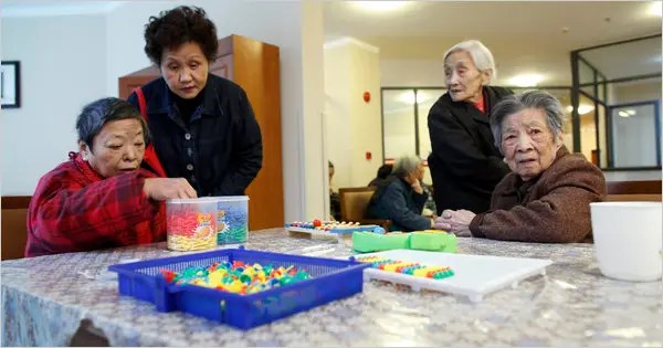 raport:-gati-10-milione-njerez-ne-kine-vuajne-nga-alzheimeri