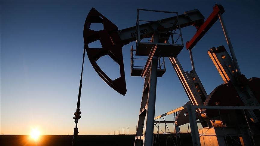 nafta-rritet-pasi-rusia-njofton-ndalimin-e-eksporteve-te-karburanteve-dhe-benzines