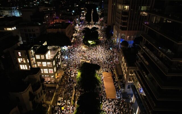 demonstrate-e-re-antiqeveritare-ne-izrael,-mbi-100,000-njerez-protestuan-kunder-ndryshimeve-ne-drejtesi