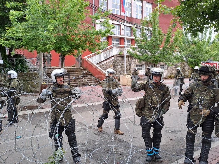 kfor:-nuk-kemi-derguar-perforcime-ne-veri-pas-sulmit-ndaj-policise-se-kosoves