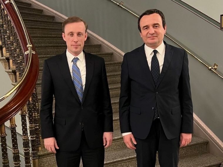 kurti-bisedon-me-keshilltarin-e-bidenit:-kemi-nevoje-per-ndihme-kunder-planeve-luftarake-te-serbise