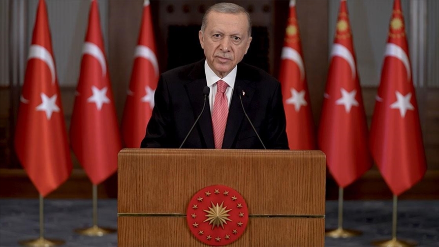 erdogan:-rritet-tregu-global-per-ushqimin-hallall,-turizmin-dhe-financat
