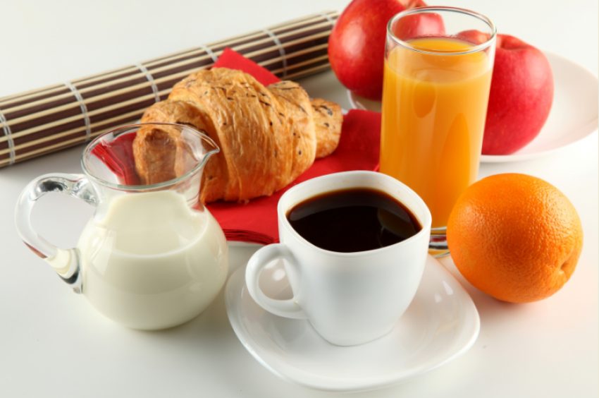 kafe-apo-leng-portokalli-per-mengjes?
