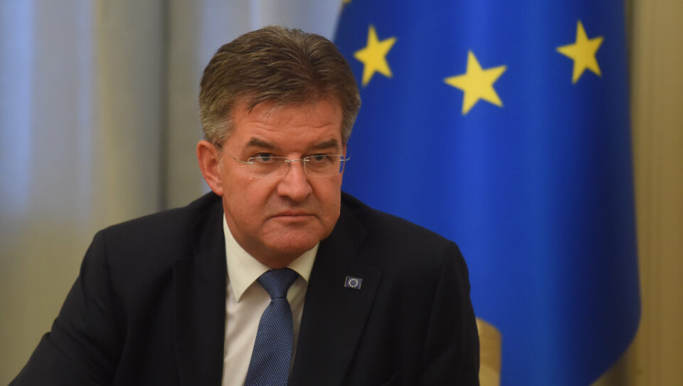 keds-i-dhe-elektroseveri-nenshkruajne-kontrate,-lajcak:-hap-i-rendesishem-ne-zbatimin-e-udherrefyesit-per-energjine