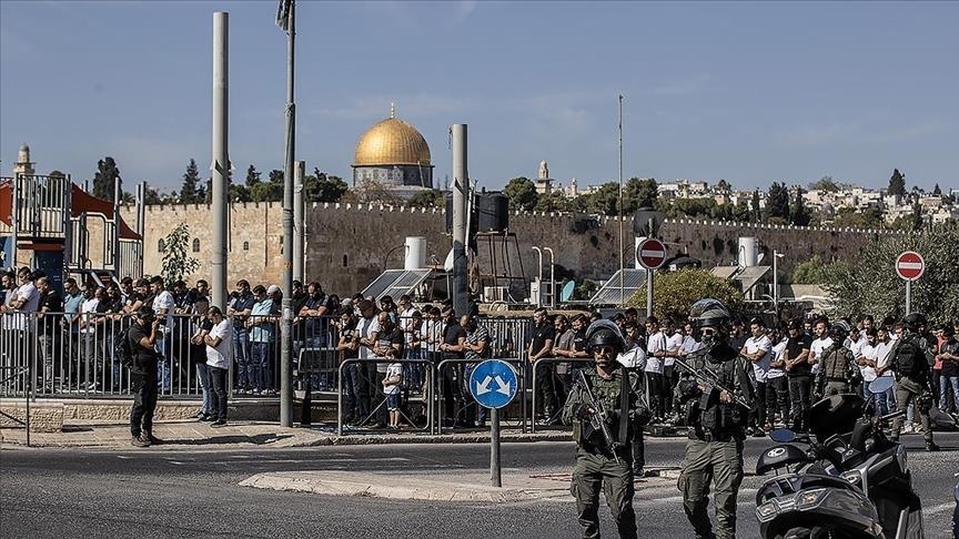 policia-izraelite-serish-pengon-palestinezet-qe-te-falin-namazin-e-xhumase-ne-al-aksa