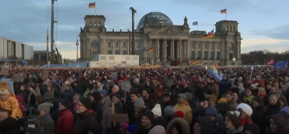 vazhdojne-protestat-kunder-se-djathtes-ekstreme-ne-gjermani