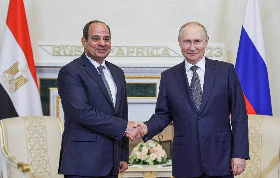 putin-dhe-sisi-inauguruan-nje-termocentral-berthamor-ne-egjipt