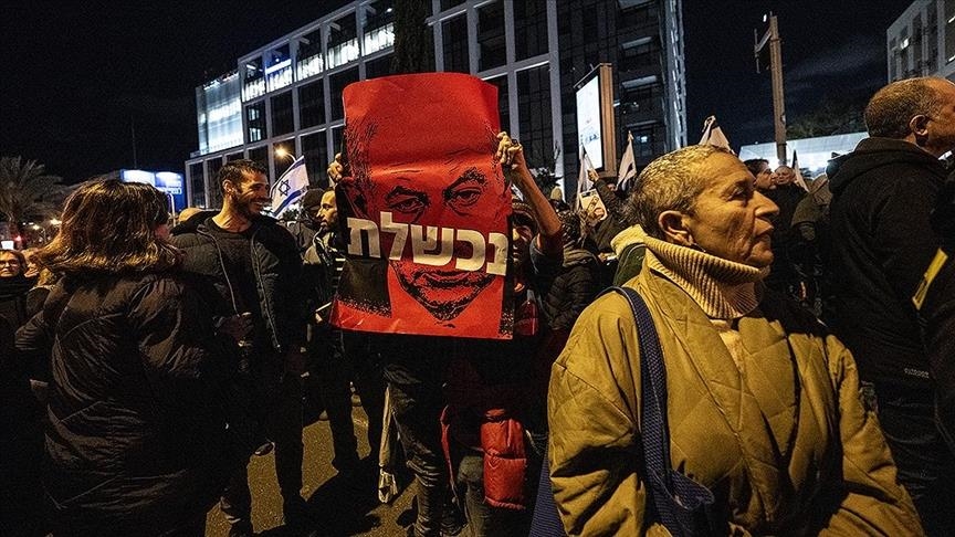 policia-izraelite-nderhyn-ndaj-protestuesve-ne-tel-aviv-qe-kerkuan-zgjedhje-te-parakohshme