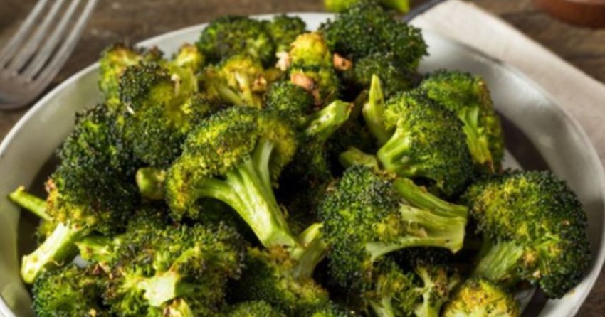 si-te-gatuani-brokolin-ne-menyre-qe-te-ruaje-vlerat-ushqyese