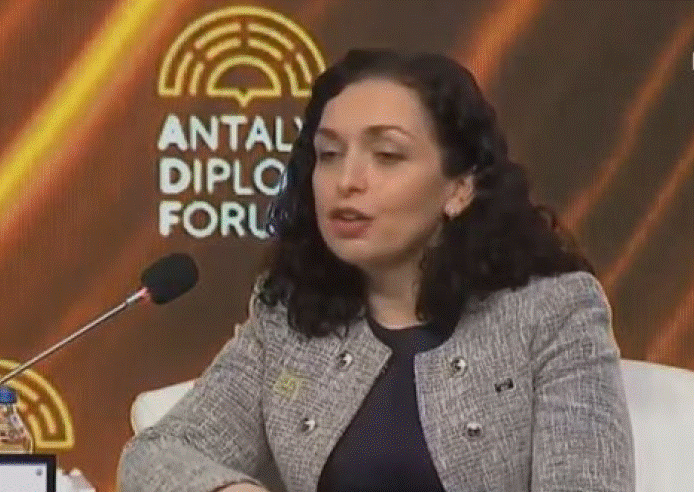 osmani-nga-turqia:-perkunder-gjenocidit-te-kryer-nga-serbia,-kosova-ka-zgjedhur-dialogun