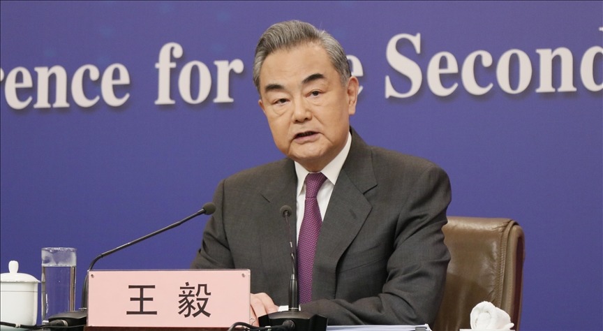 ministri-i-jashtem-kinez:-kriza-humanitare-ne-gaza-eshte-turp-per-qyteterimin