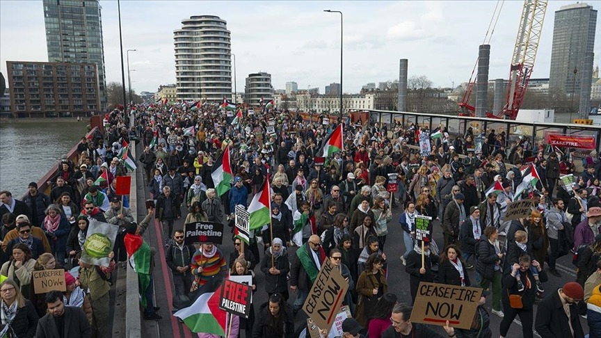dhjetera-mijera-njerez-vershojne-rruget-e-londres-ne-mbeshtetje-te-palestinezeve