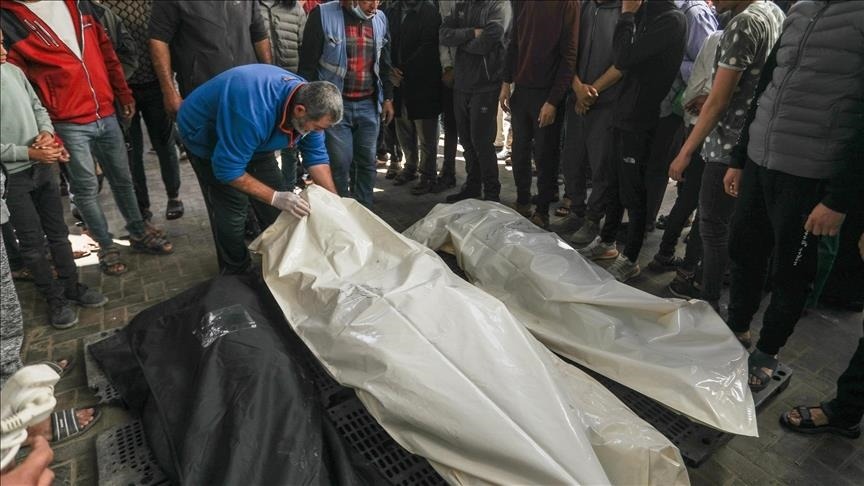 izraeli-bombardon-qendren-e-shperndarjes-se-ndihmave-humanitare-ne-gaza,-5-te-vrare