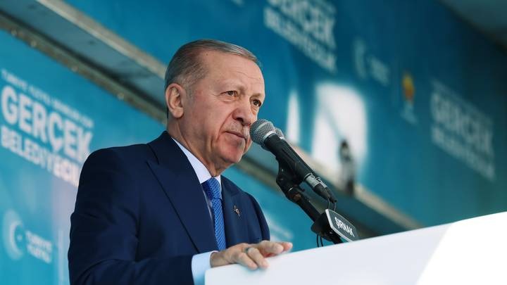 erdogan:-turqia-krijon-korridor-sigurie-pergjate-kufirit-jugor