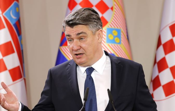 presidenti-i-kroacise-njoftoi-se-do-kandidoje-per-kryeminister,-gjykata-kushtetuese-vendos:-te-jape-menjehere-doreheqjen-ose…