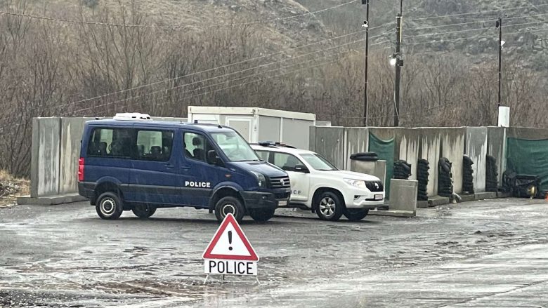 4-vetura-hyjne-ilegalisht-nga-serbia-ne-kosove