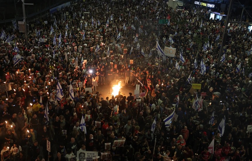 mijera-protestues-izraelite-kerkojne-lirimin-e-pengjeve-dhe-largimin-e-netanyahut