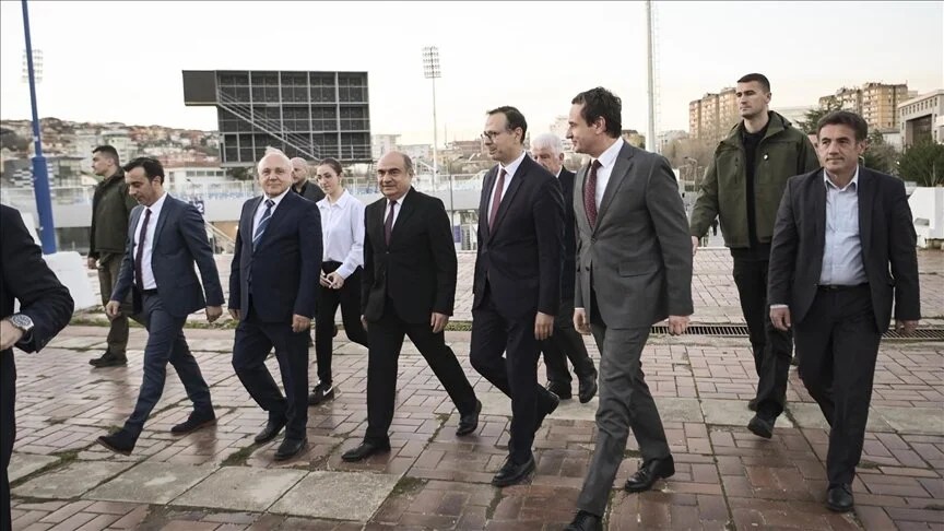 kryeministri-kurti-mori-pjese-ne-iftarin-e-shtruar-nga-oda-tregtare-kosovaro-turke