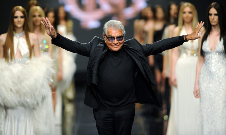 i-semure-prej-disa-kohesh,-ndahet-nga-jeta-stilisti-i-njohur-italian-roberto-cavalli- 