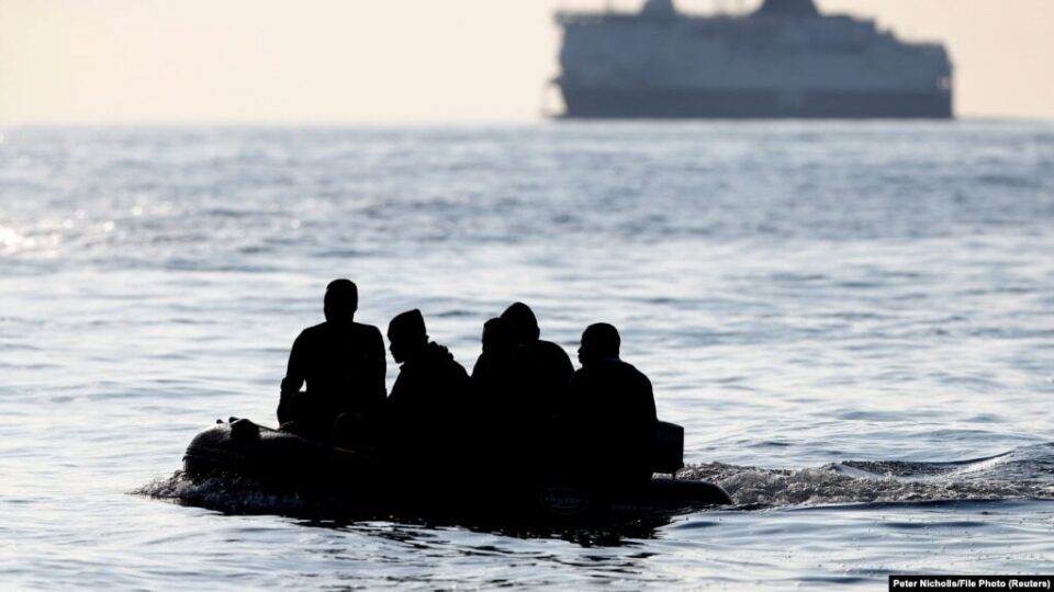 fundoset-varka-me-emigrante-ne-detin-mesdhe,-raportohet-per-45-te-zhdukur