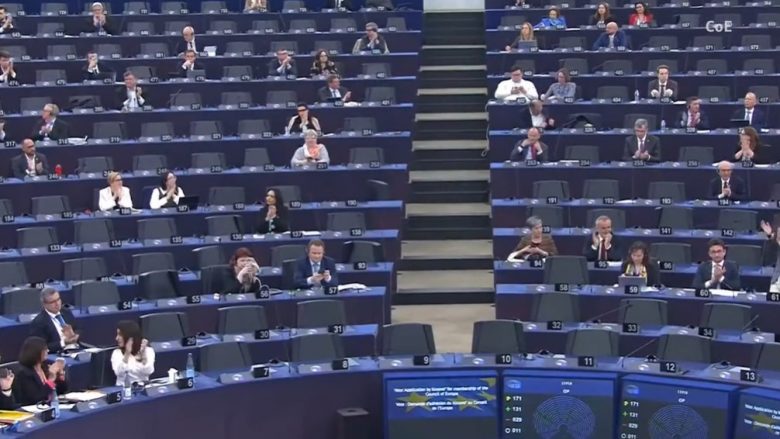 deputetet-e-shteteve-qe-votuan-kunder-anetaresimit-te-kosoves-ne-kie