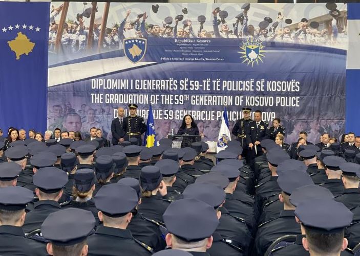 446-police-te-rinj-i-shtohen-kosoves,-osmani:-jeni-gardiane-te-republikes