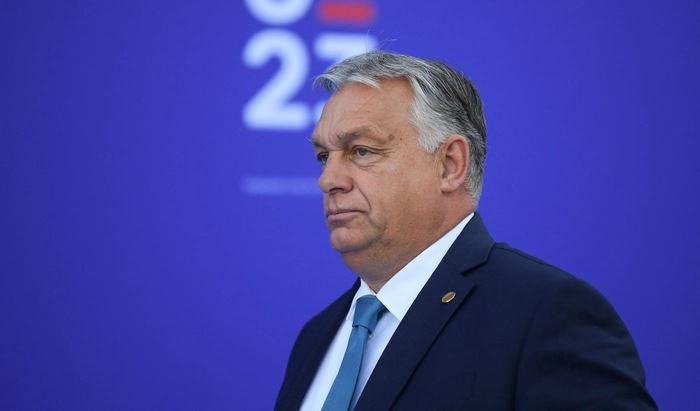 “brukseli-luan-me-zjarrin”-paralajmerimi-i-viktor-orban:-perendimi,-nje-hap-larg-dergimit-te-trupave-ne-ukraine