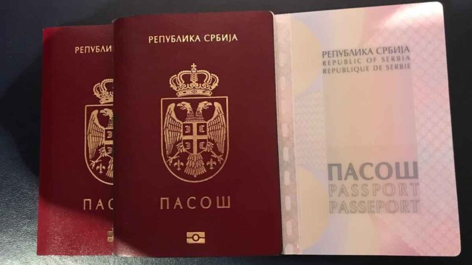 pe-ja-miraton-heqjen-e-vizave-per-shtetasit-e-kosoves,-qe-kane-pasaporta-te-serbise
