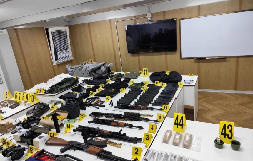 policia-e-kosoves-konfiskon-arme-ne-veri,-nje-ish-zyrtar-policor-i-ndaluar