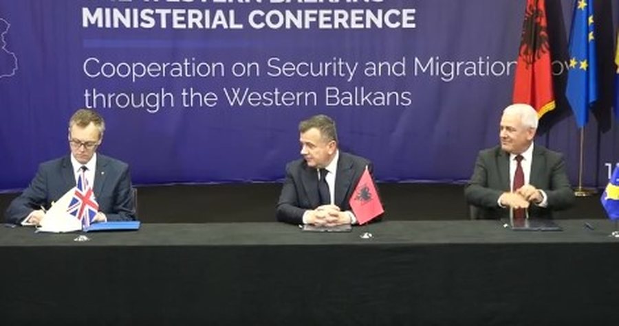 migracioni-i-paligjshem/-shqiperia,-mbreteria-e-bashkuar-dhe-kosova-nenshkruajne-deklarate-te-perbashket-bashkepunimi