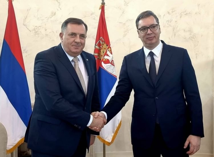 vuciq-takohet-me-dodik,-flasin-“per-perpjekjet-e-serbise-per-te-mbrojtur-interesat-te-popullit-serb”