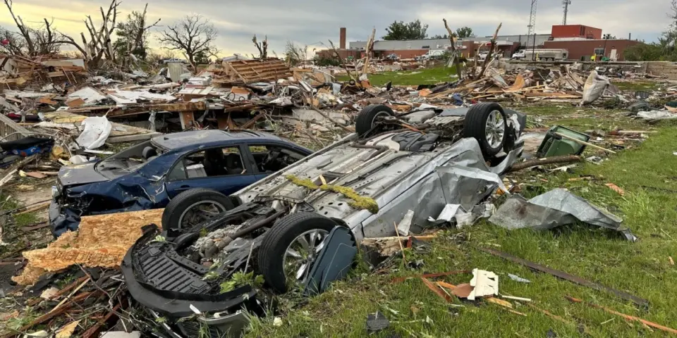 shba-goditet-nga-stuhite-dhe-tornadot,-raportohet-per-te-pakten-20-te-vdekur