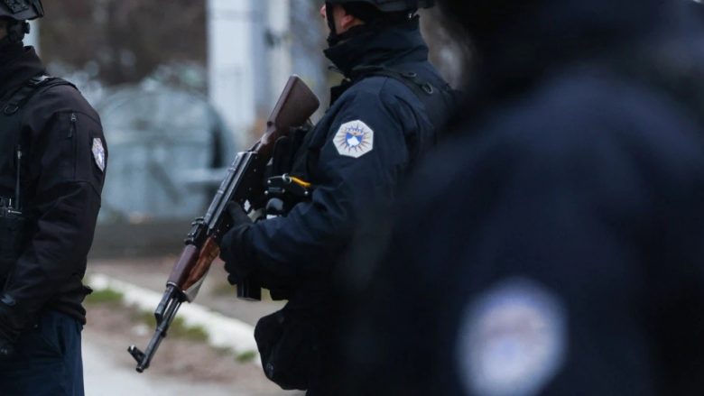 policia-e-kosoves-vijon-aksionin-ne-veri,-zbulon-armatime-ne-dy-vendndodhje