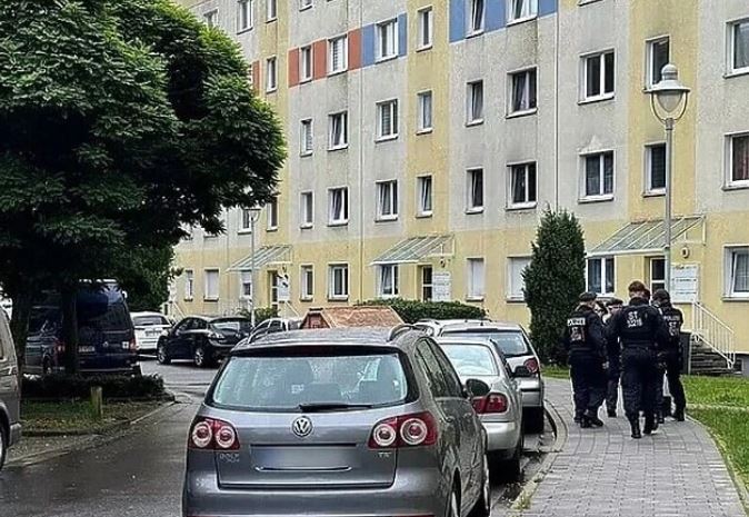 sulm-me-thike-ne-gjermani,-disa-persona-qellohen-teksa-po-shikonin-ndeshjen-e-evropianit.-policia-vret-agresorin